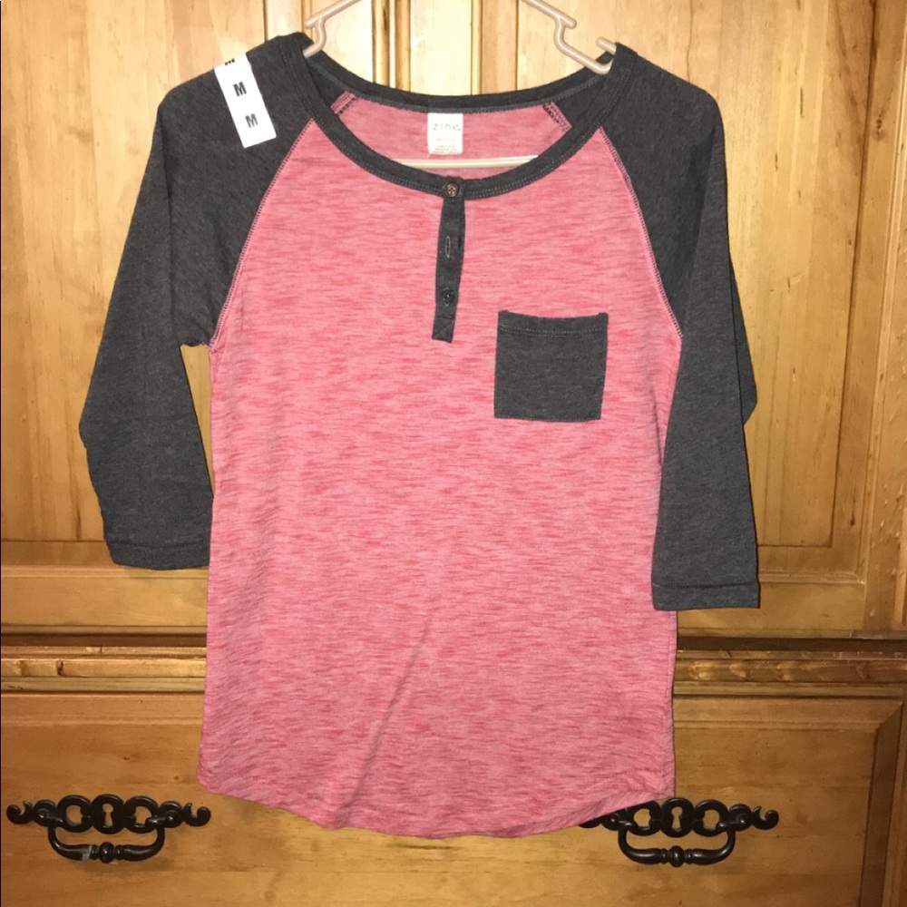 3/4 sleeve shirt